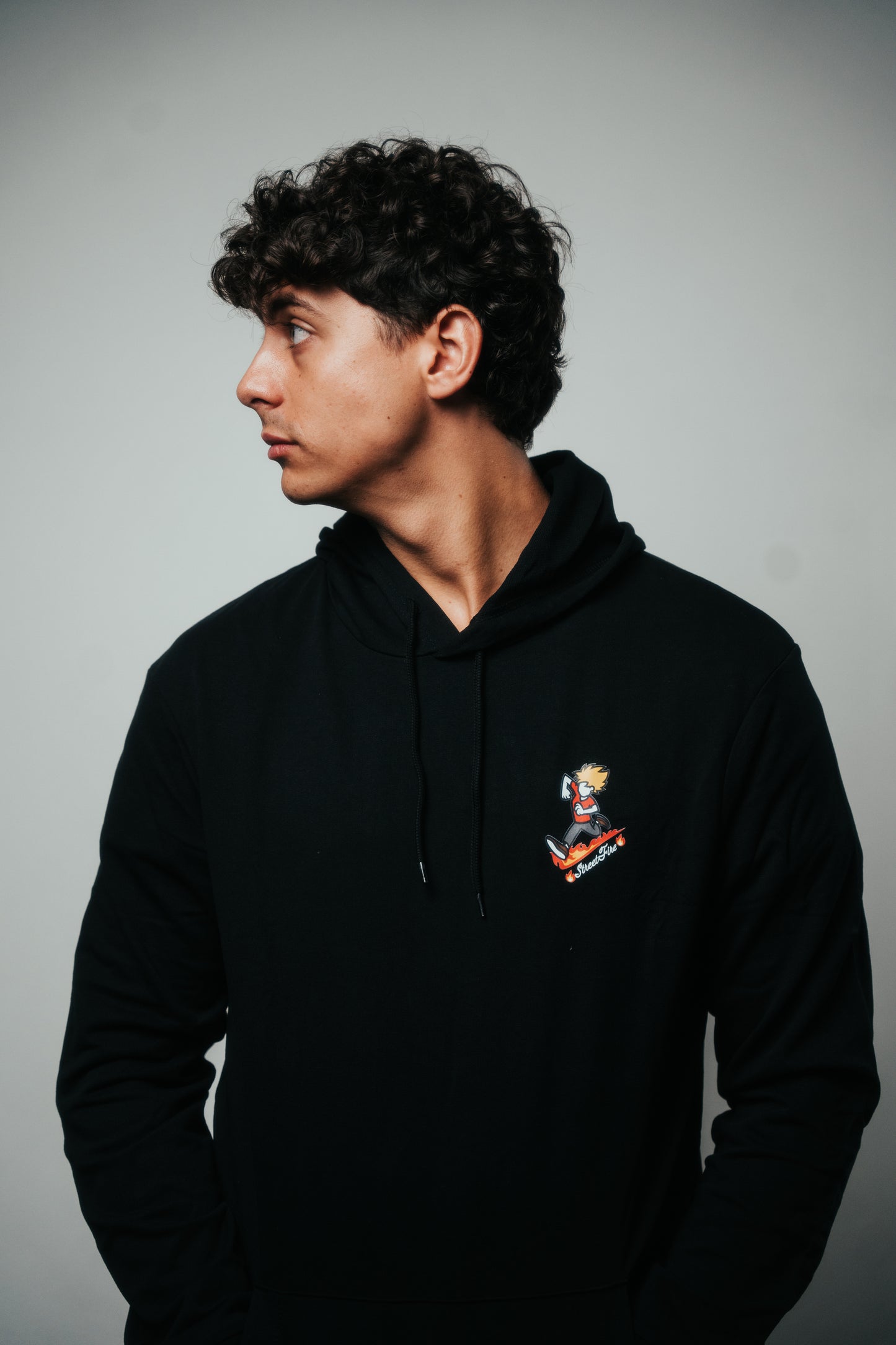 Felpa StreetFire® - Fit Classico (NERA Logo Colorato)