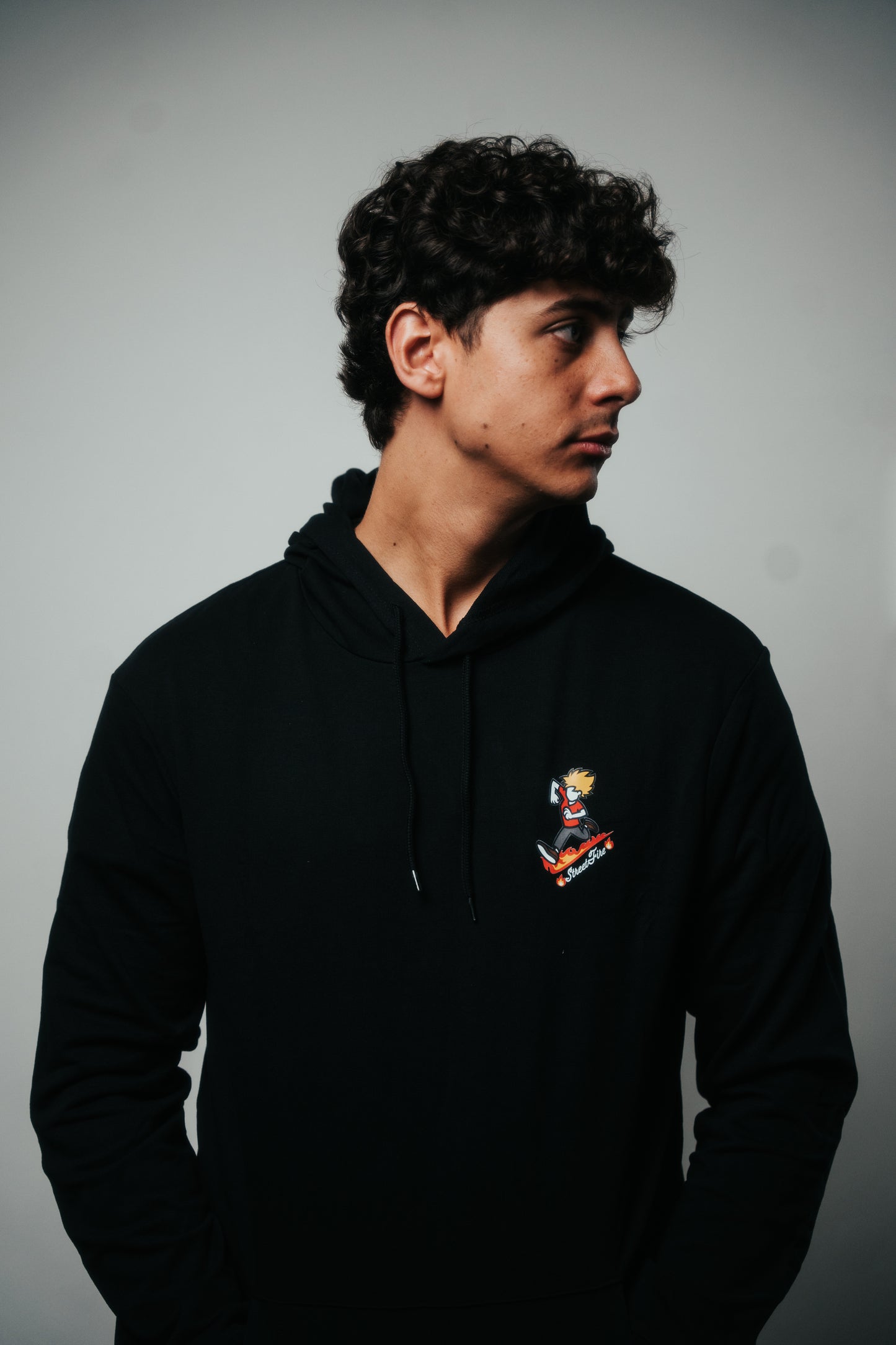 Felpa StreetFire® - Fit  Classico (NERA Logo Colorato)