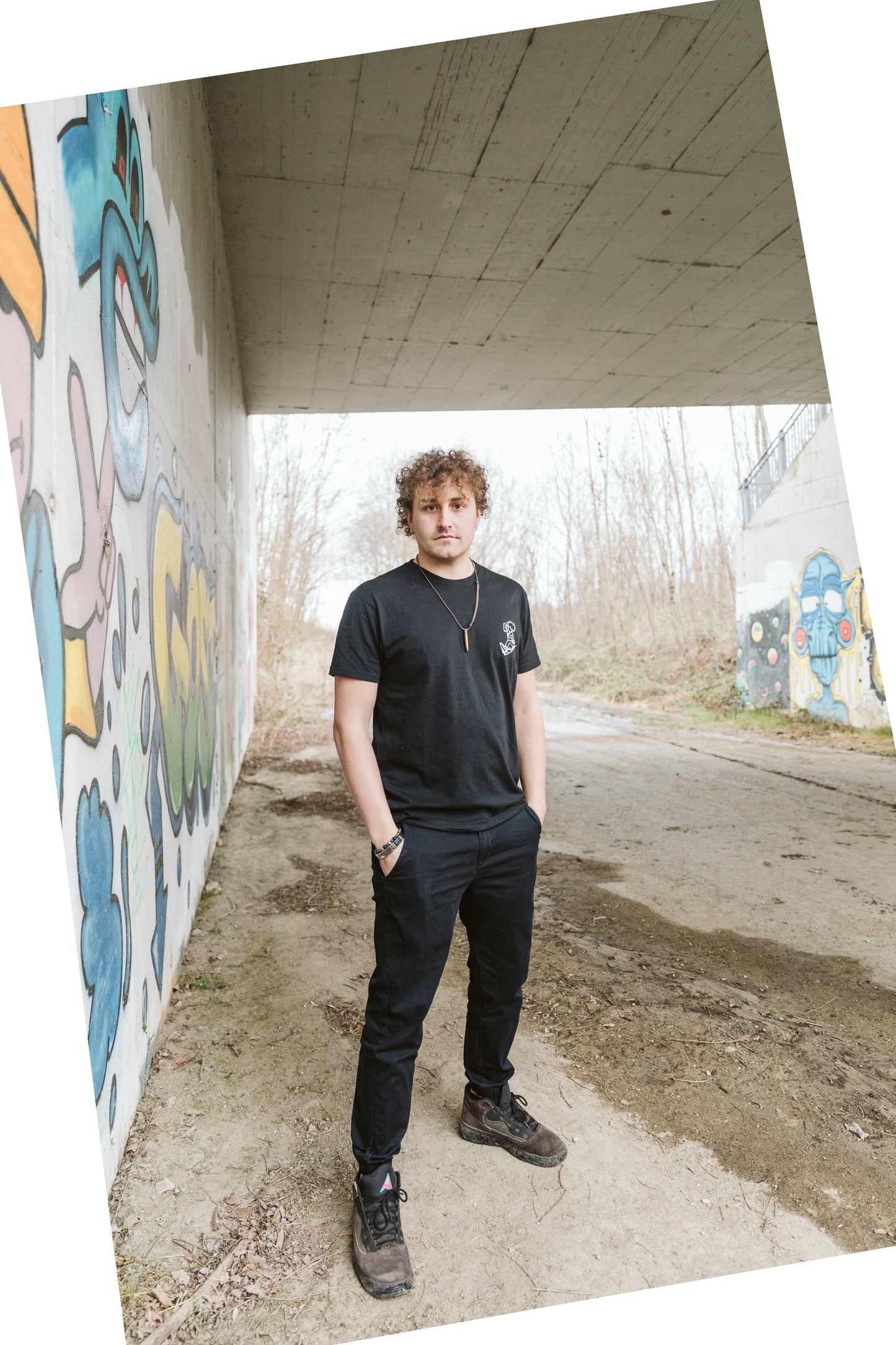 T-Shirt (regular) StreetFire® NERA (Logo Monocromatico)